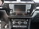 Volkswagen Touran (2016) 2.0TDi, ČR, Highline, LED - náhled 11