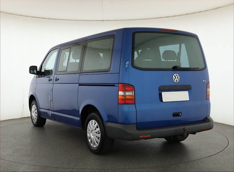 Volkswagen Transporter (2003) 2.5 TDI, Bus, 7Míst, 1Maj - fotka 4 z 13