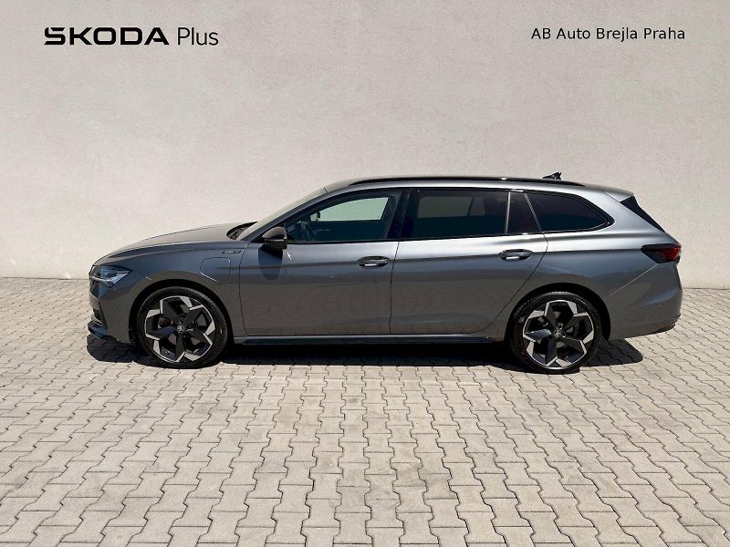 Škoda Superb (2025) COMBI SPORTLINE - fotka 3 z 35