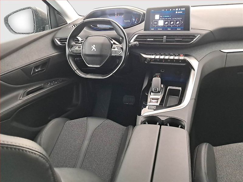 Peugeot 5008 (2019) PureTech 180, Automat, 7 míst - fotka 7 z 18