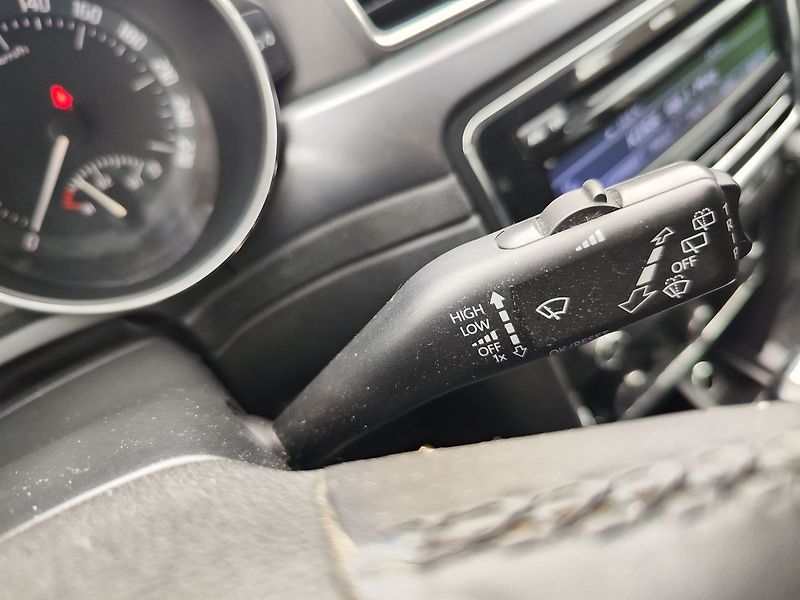 Škoda Superb 1.8 TSi/118kW Comfort DSG ČR - fotka 22 z 33