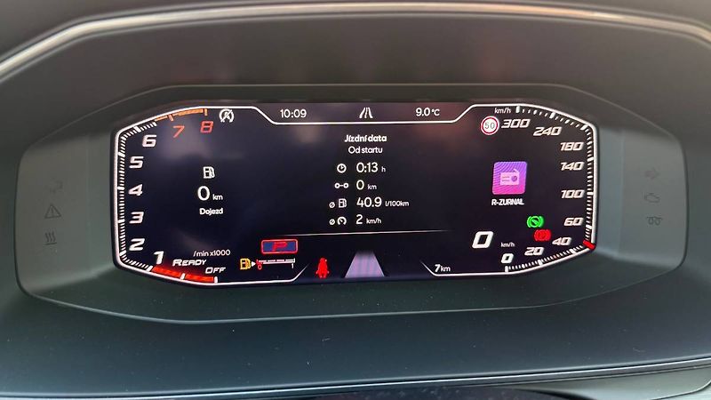 Cupra Formentor (2024) 1,5 TSI DSG 150k - fotka 8 z 27