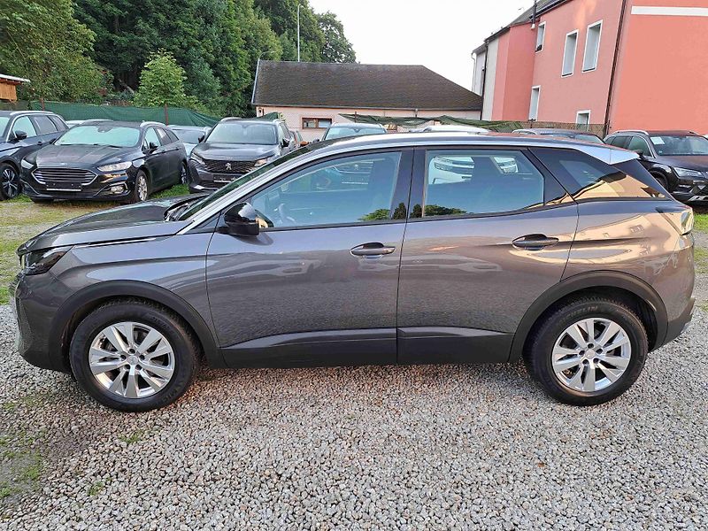 Peugeot 3008 (2022) 1,2 PT EAT8 LED 17ALU PDC NAVI - fotka 6 z 20
