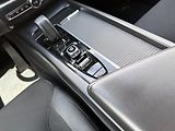 Volvo XC60 Momentum Pro B4 184kW - náhled 24