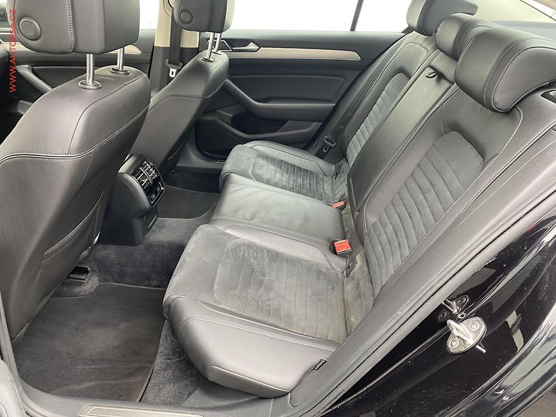 Volkswagen Passat (2017) 2.0TDi 4x4, ČR, Highline, DSG - fotka 11 z 17