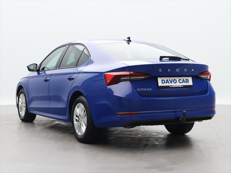 Škoda Octavia 2,0 TDI 110kW Ambition DSG CZ - fotka 5 z 39