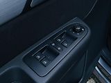 Volkswagen Sharan 2.0TDI MAN 7MÍST TAŽNÉ KAMERA - náhled 34