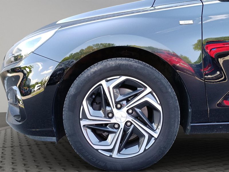 Hyundai i30 (2021) 1.5 117kw Family S - fotka 18 z 18