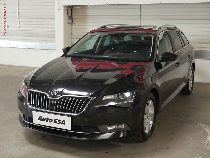Škoda Superb (2018) 2.0 TDi 4x4, DSG, navi, bixen - fotka 3 z 22