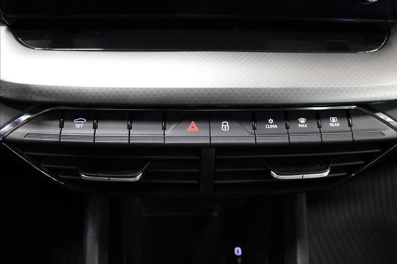 Škoda Octavia 2,0 TDI Ambition 1.majitel CZ - fotka 24 z 36