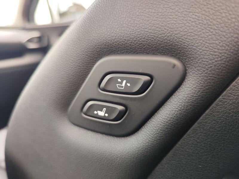 Hyundai Santa Fe 2.2 CRDI/147kW PRM LUX PNM 4x4 - fotka 18 z 40