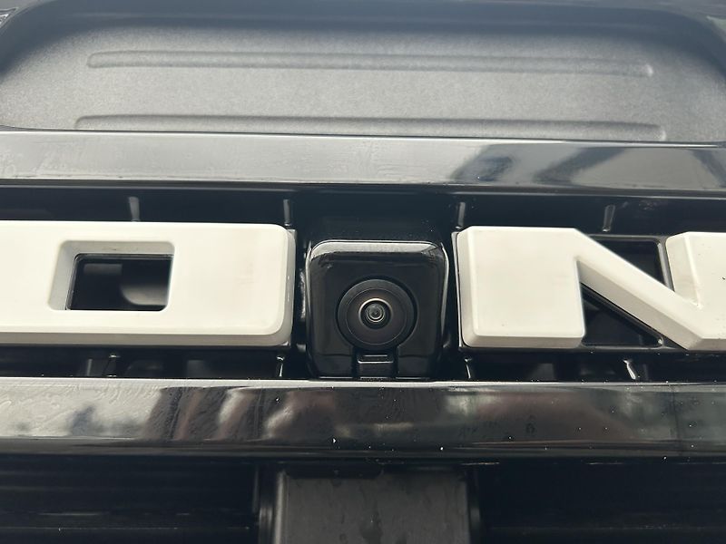 Ford Bronco 2.7 EcoBoost 246kW OUTER BANKS - fotka 5 z 33