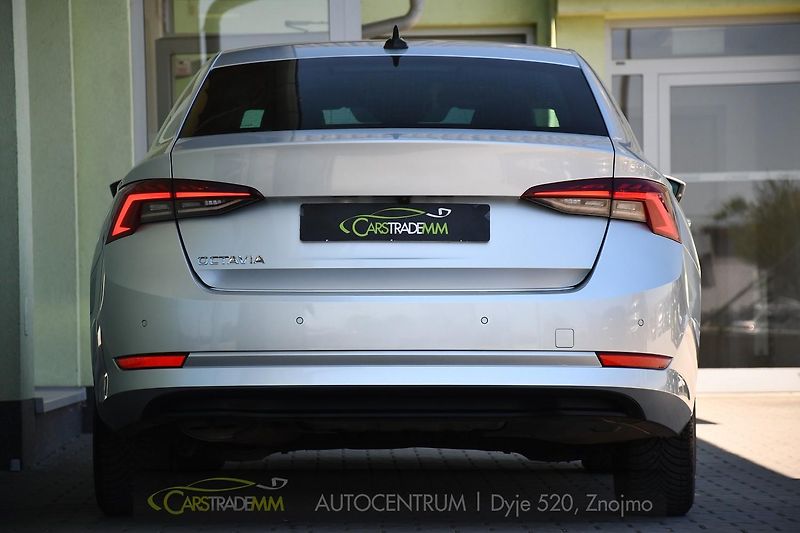 Škoda Octavia 2.0TDi 110kW DSG  - fotka 4 z 54