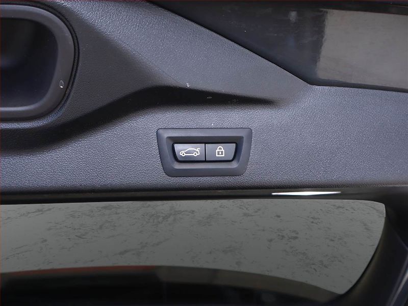 BMW X5 (2021) xDrive40i - fotka 16 z 24
