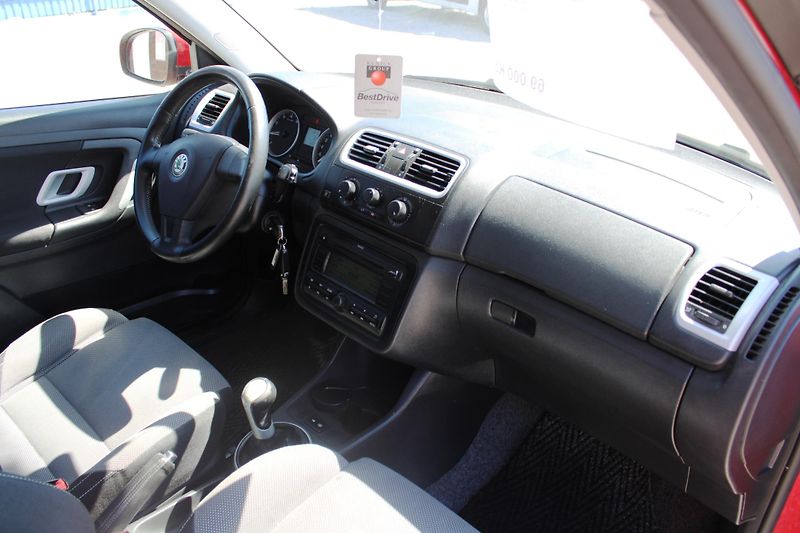 Škoda Fabia (2008) 1,2i SPORT KLIMA EL.OKNA - fotka 14 z 16