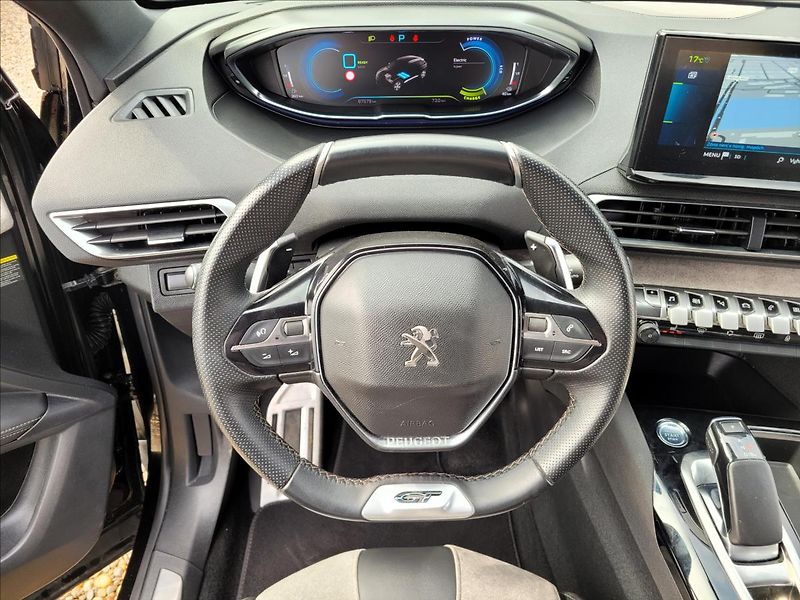 Peugeot 3008 1,6 JIŽ NENÍ K DISPOZICI - fotka 17 z 39