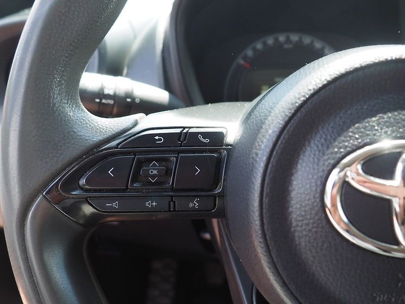 Toyota Aygo (2022) X 1.0 VVTI - fotka 20 z 30