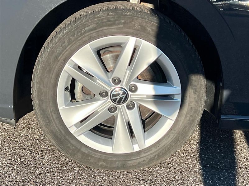 Volkswagen Golf Variant 1,0 TSi 81 kW LIFE  8 - fotka 12 z 24