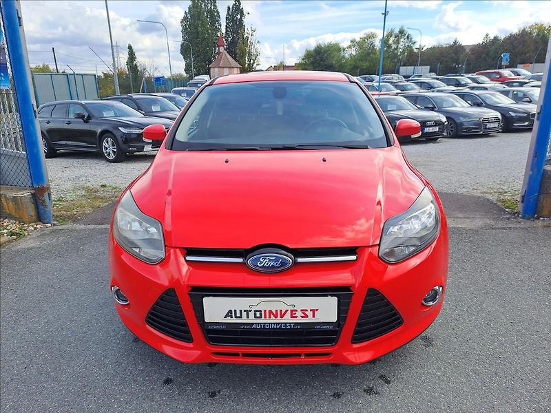 Ford Focus 1,6 EcoBoost 110kw - fotka 2 z 17