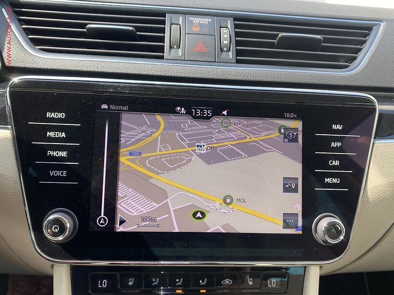 Škoda Superb (2022) 2.0 TDi, ČR, L&K, DSG, LED - fotka 17 z 20