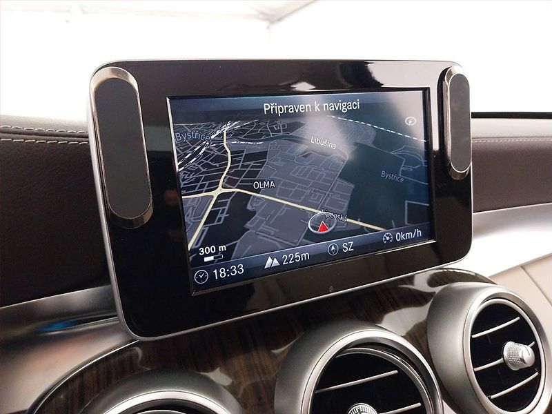 Mercedes-Benz Třídy C (2018) C 250 d 4MATIC, 4X4, Automat - fotka 16 z 22