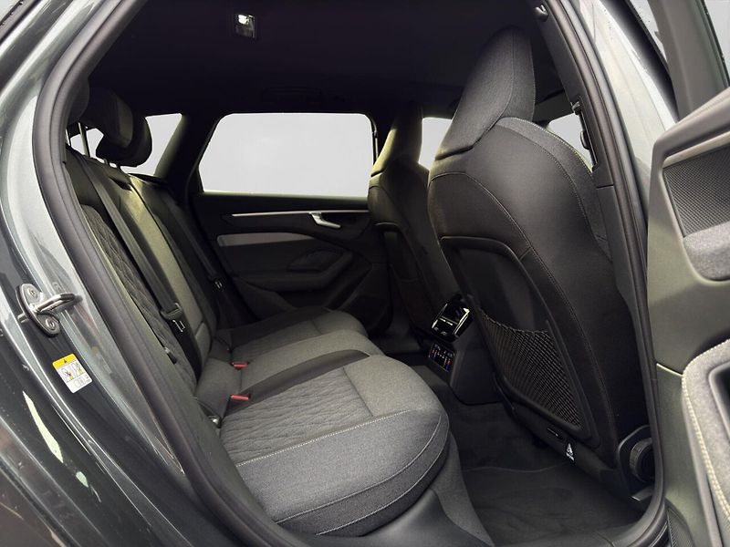 Audi A6 TDI q S-Line NezTop Matrix 360 - fotka 5 z 14