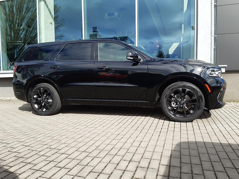 Dodge Durango (2026) 5,7 V8 HEMI  R/T 4x4 - fotka 4 z 48