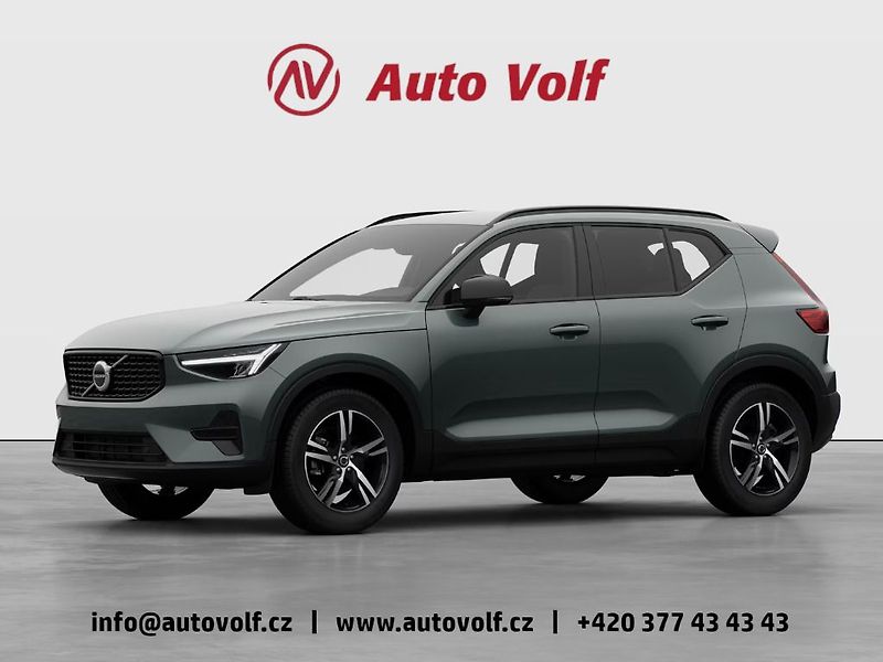 Volvo XC40 PLUS DARK B3 FWD 120kW - fotografie inzerátu