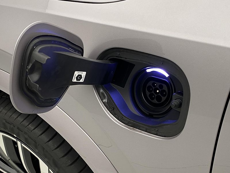 Volvo XC90 (2025) T8 AWD RECHARGE BRIGHT PLUS 7m - fotka 19 z 75