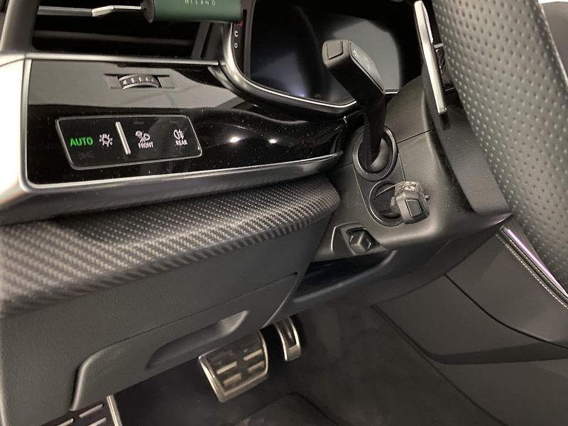 Audi RS Q8 ČR,1.MAJ.SERVIS DPH TOP  - fotka 28 z 33