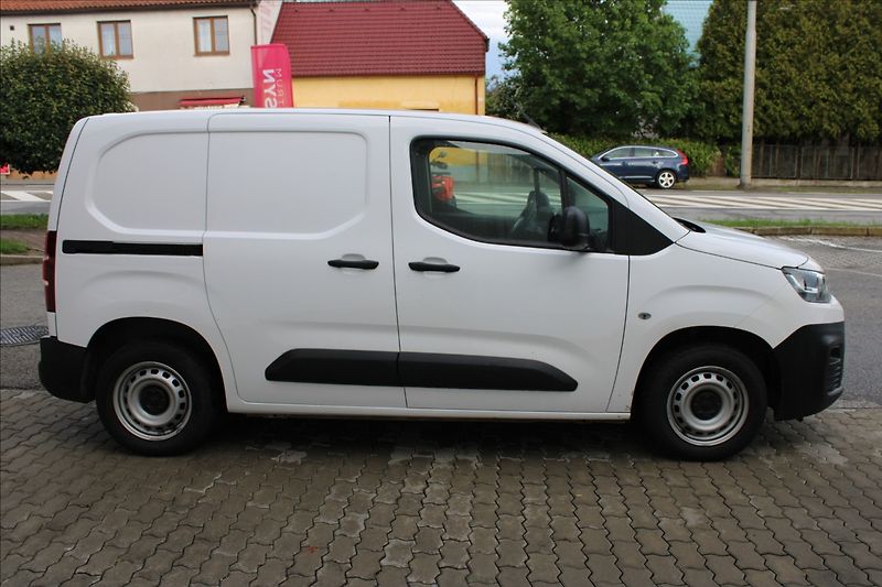 Citroën Berlingo 1,2 PureTech 1.majitel CZ - fotka 3 z 10