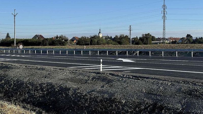 Mezi Olomoucí a Přerovem se jezdí přes novou křižovatku. Stavba dálnice D55 pokročila, 1. října 2024