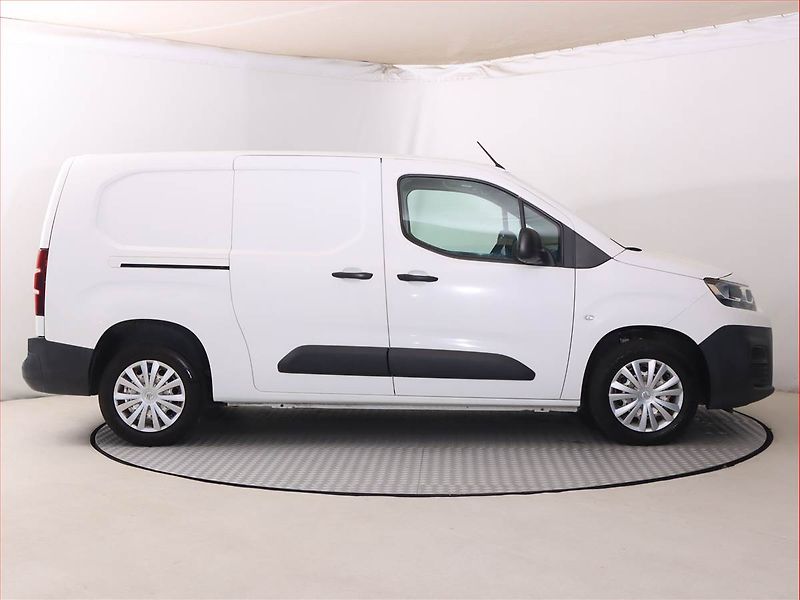 Citroën Berlingo (2020) Maxi 1.5 BlueHDi, 3Místa, SR - fotka 6 z 15