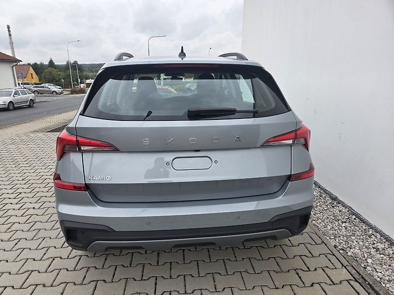 Škoda Kamiq Classic 1,0TSI 85kW - fotka 6 z 13