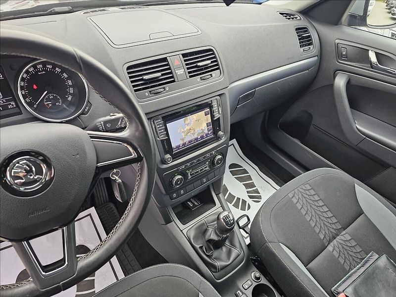 Škoda Yeti 1,4 TSi 90KW Adventure NAVI TZ - fotka 13 z 44