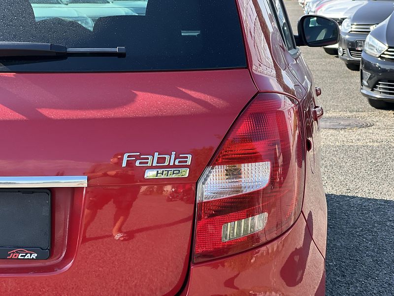 Škoda Fabia 1.2i 44kw KLIMA NAVI PŮVOD ČR - fotka 33 z 34