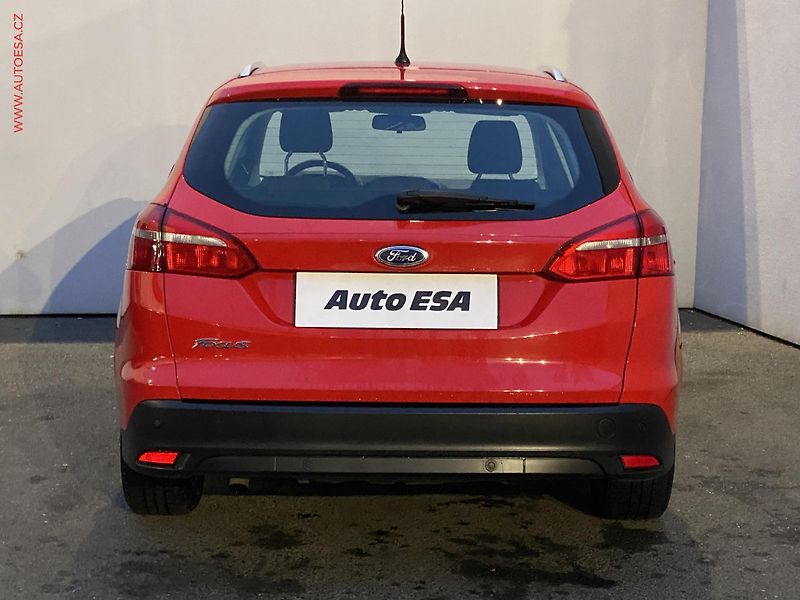 Ford Focus (2016) 1.5 TDCi, ČR, AC, temp - fotka 5 z 17