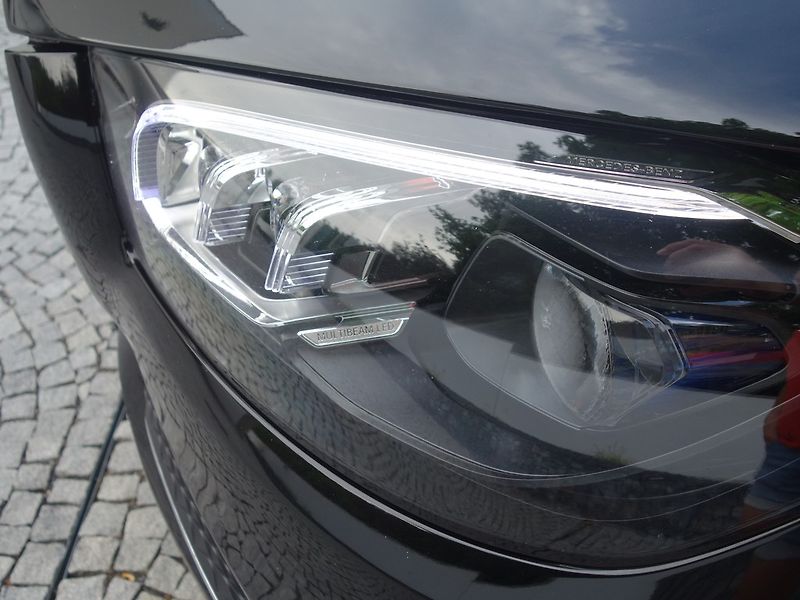 Mercedes-Benz GLS (2020) 350D*4M*WEBASTO*MASÁŽ*69000KM! - fotka 9 z 50