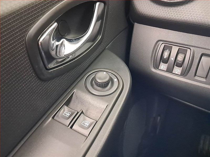 Renault Clio (2013) 1.2 16V, Serv.kniha, Tempomat - fotka 15 z 15