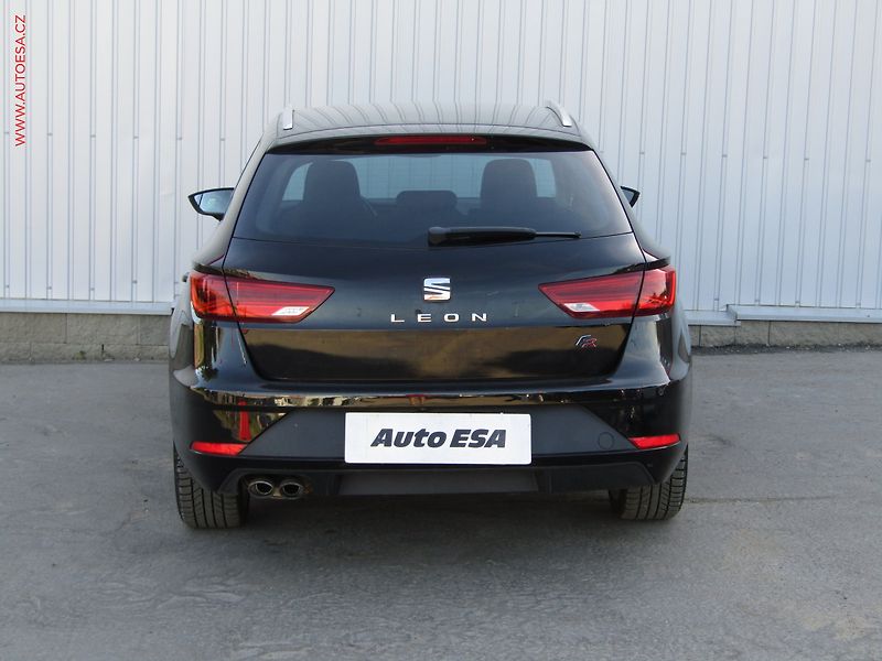 Seat Leon (2019) 2.0 TDI, ČR, FR, DSG, LED - fotka 5 z 20