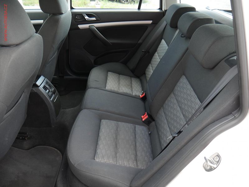 Škoda Octavia (2012) 1.2TSi, Ambition, TZ - fotka 10 z 16