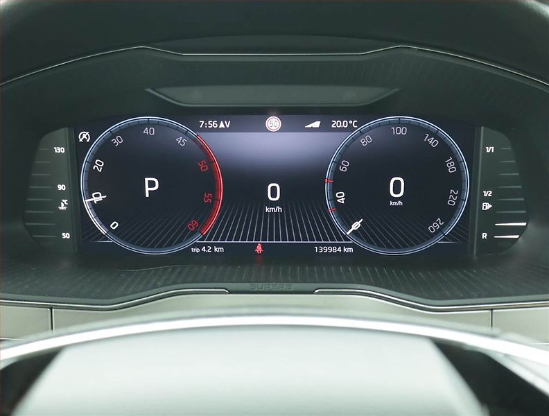 Škoda Superb (2023) Laurin&Klement 2.0 TDI - fotka 11 z 19