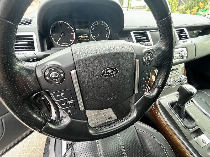 Land Rover Range Rover Sport (2010) 3.0 /180kW - fotka 25 z 44