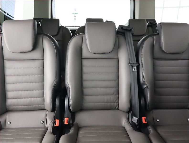 Ford Tourneo Custom (2020) Titanium 2.0 EcoBlue, ČR, DPH - fotka 10 z 20