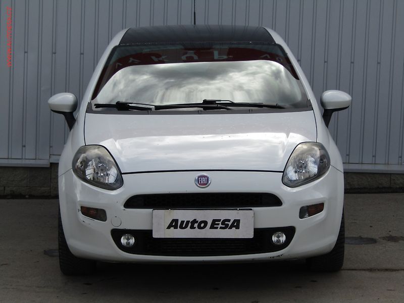 Fiat Punto (2012) 1.3 JTD, ČR, AC, STK4/28 - fotka 2 z 15