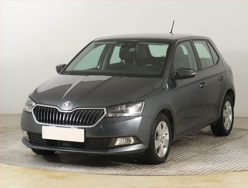 Škoda Fabia (2019) Style 1.0 TSI, ČR,1.maj - fotka 2 z 17
