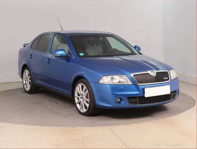 Škoda Octavia (2009) RS 2.0 TFSI, udržované, Xenony - fotografie inzerátu