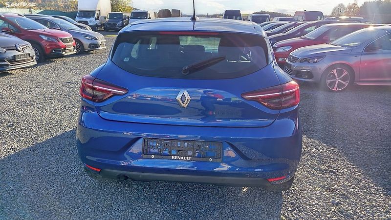 Renault Clio (2021) - fotka 8 z 27