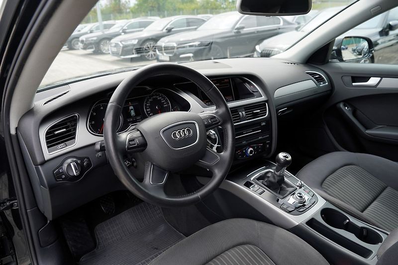 Audi A4 2.0 TDI/manuál/180 PS - fotka 23 z 42