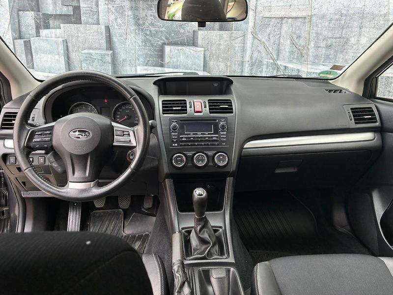 Subaru Impreza (2013) 1.6i, 84KW, 4x4 - fotka 11 z 23